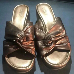 Michelle D sandals‎ size 10M women’s